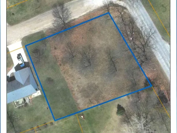 103 Wilkshire Dr, Brooklyn, MI 49230