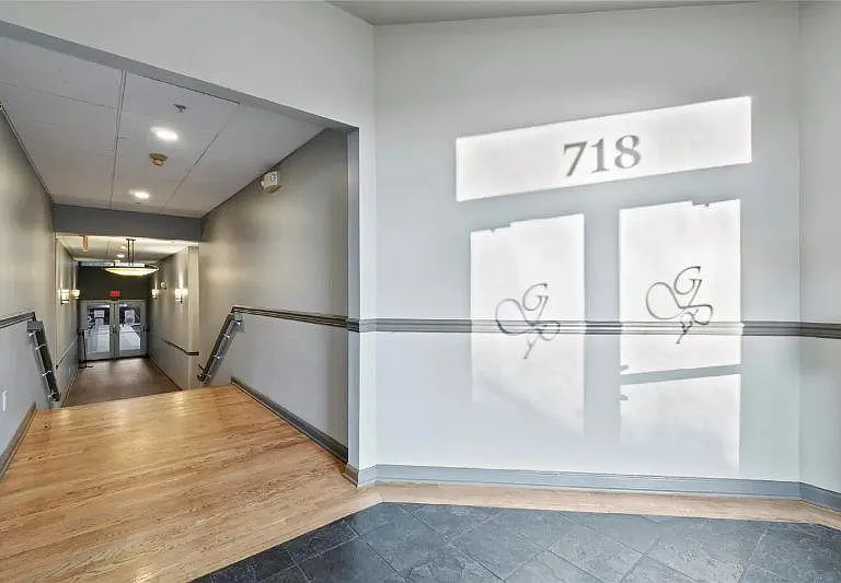 718 Trade St #301 — Photo 23