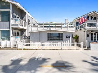 508 E Oceanfront #A&B, Newport Beach, CA 92661