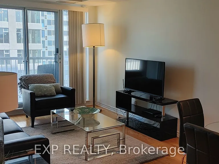 200 Rideau St #1002 — Photo 10
