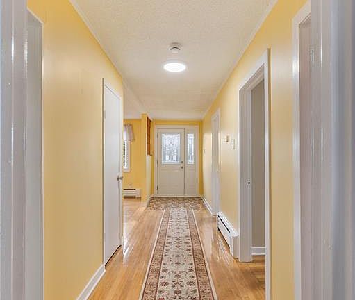 4th image of 28 Ruth Avenue