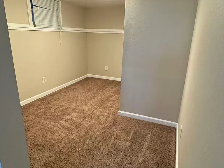 6565 Beacon Ave S — Photo 8