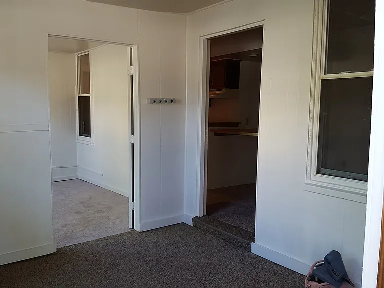 601 N Pitt St — Photo 9