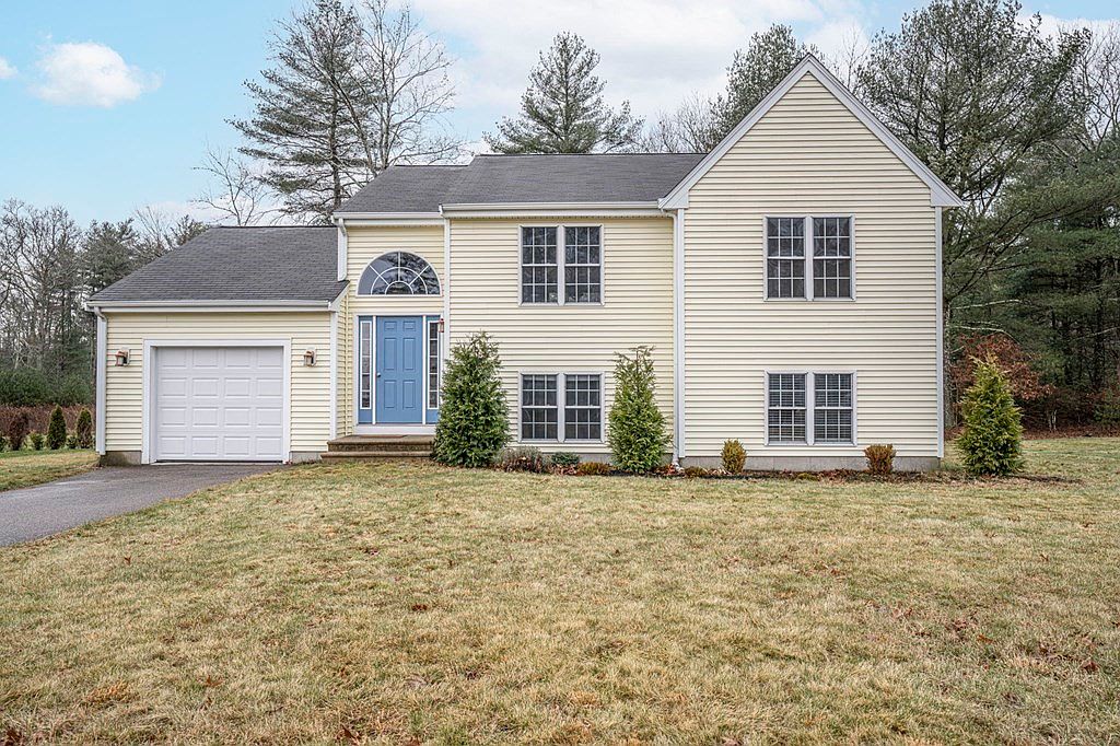 915 Dighton Woods Cir, Dighton, MA 02715 Zillow