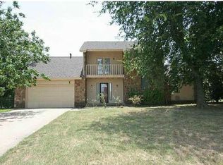 505 E Winston Cres S, Broken Arrow, OK 74011