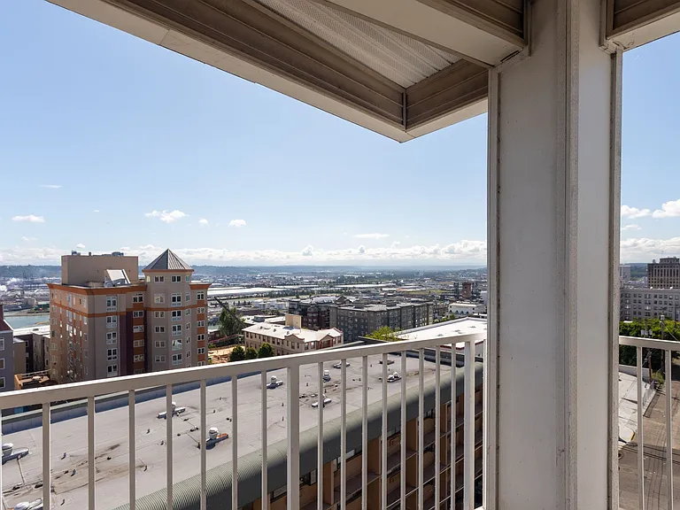 Stillwater Apartments — Photo 5