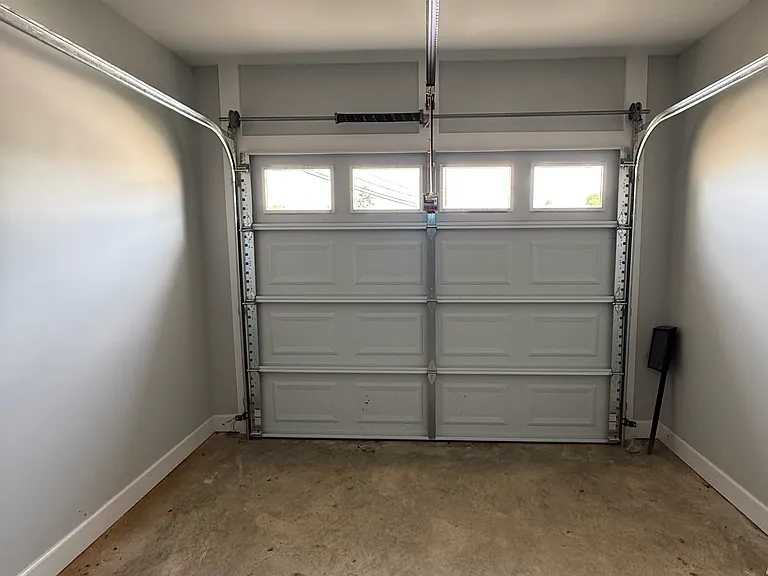 112 Mapleview Dr — Photo 33