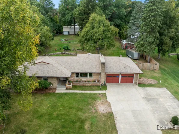 8170 S Youngman Rd, Greenville, MI 48838