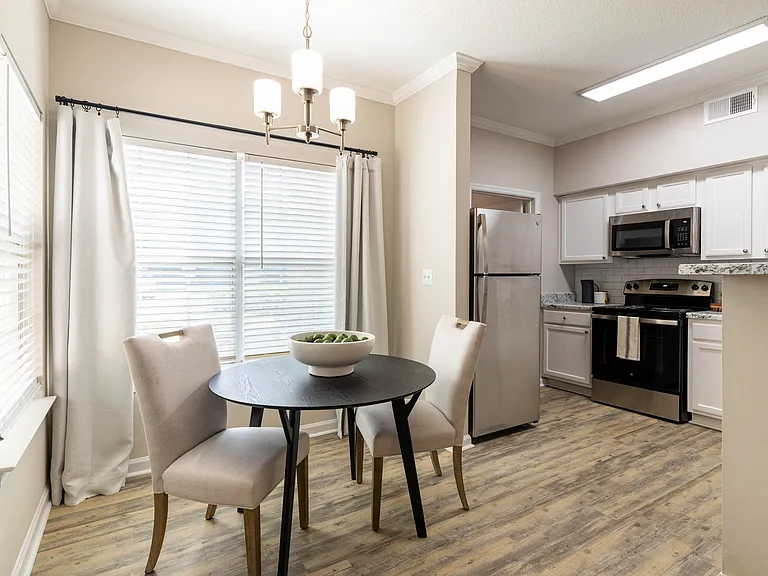 Water Oak Apartments — Photo 6