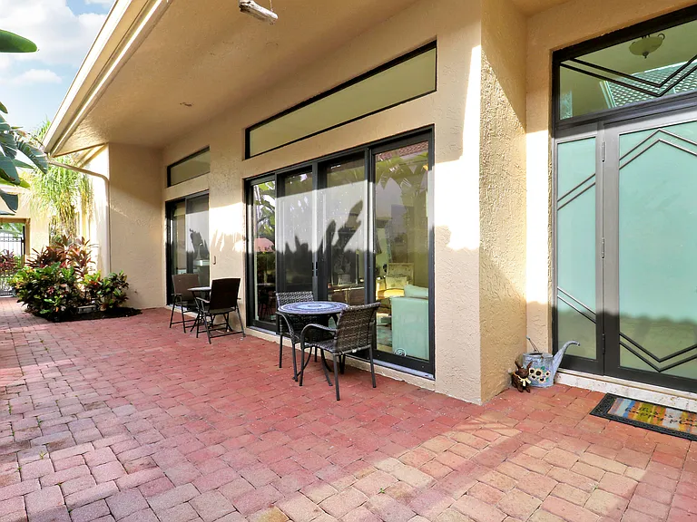 210 Coral Cay Ter — Photo 11