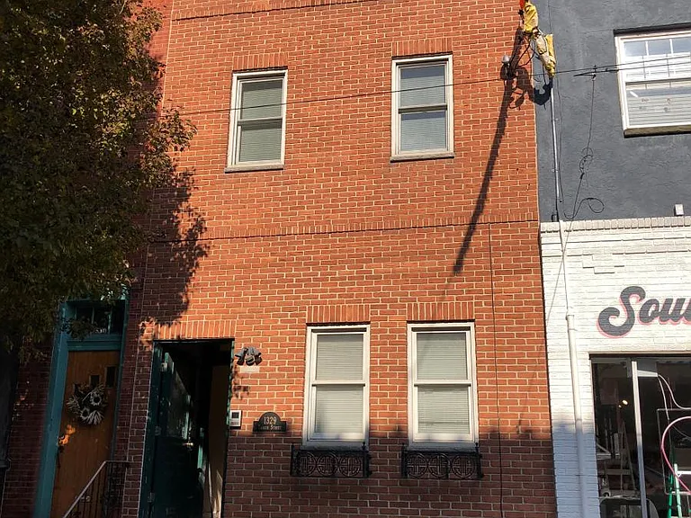 1329 Tasker St #1 — Photo 5