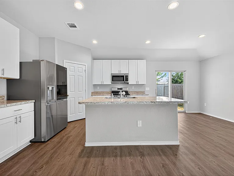 15171 Willow Tree Ln — Photo 19