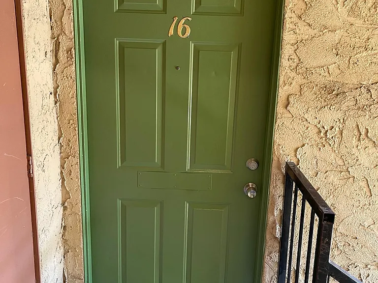 630 W 2nd Ave #16 — Photo 1