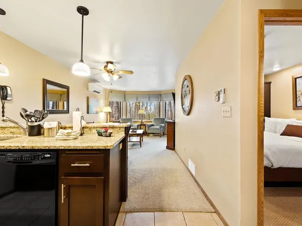 4940 N Landmark Cir #3233, Egg Harbor, WI 54209