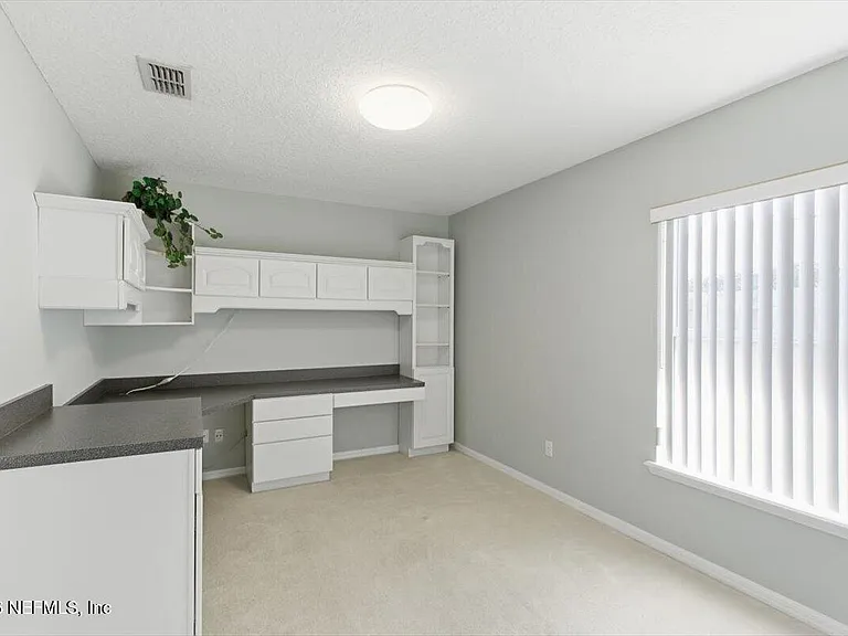 160 Crossroad Lakes Dr — Photo 17