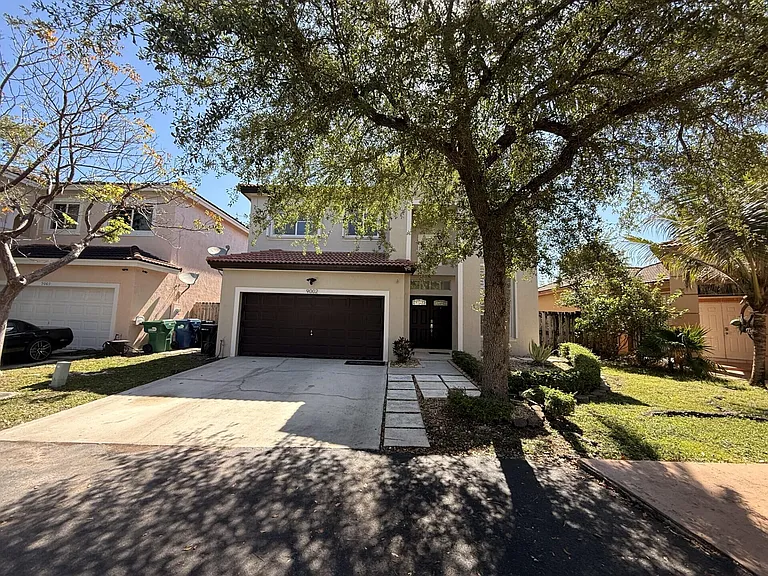 9002 SW 214th Ln — Photo 39