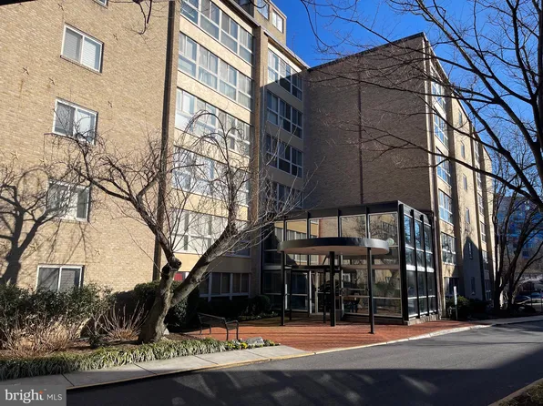 4970 Battery Ln APT 608, Bethesda, MD 20814