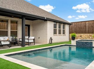 200 Preston Rd, Hickory Creek, TX 75065