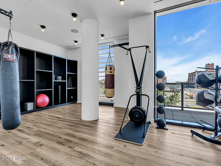 1101 Ocean Ave #1510 — Photo 47