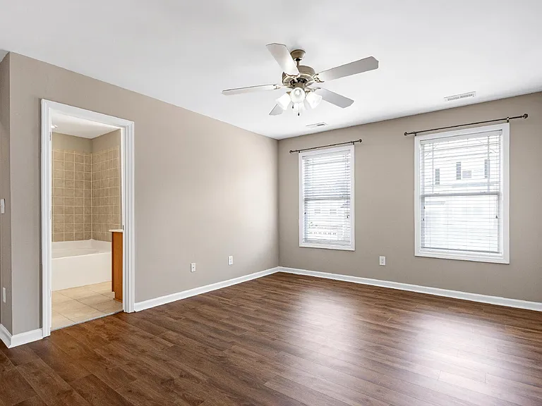 711-60 Keystone Park Dr — Photo 19