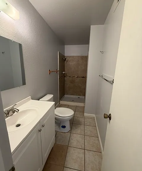 135 W Swain Dr — Photo 10
