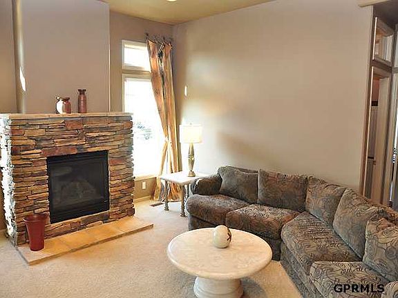 4th image of 6635 S 171st Cir