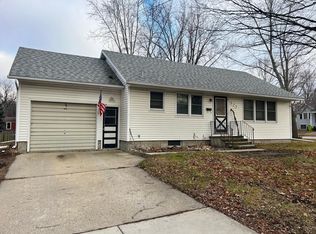 377 2nd Ave, Zumbrota, MN 55992