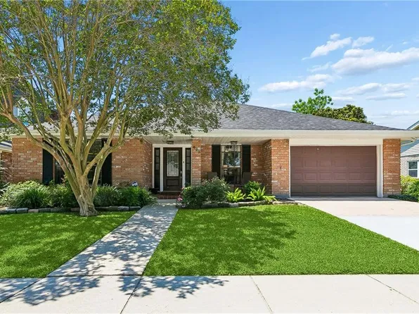 925 Champagne Dr, Kenner, LA 70065
