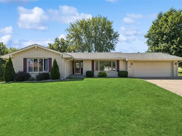 3005 E 31st Ct, Des Moines, IA 50317