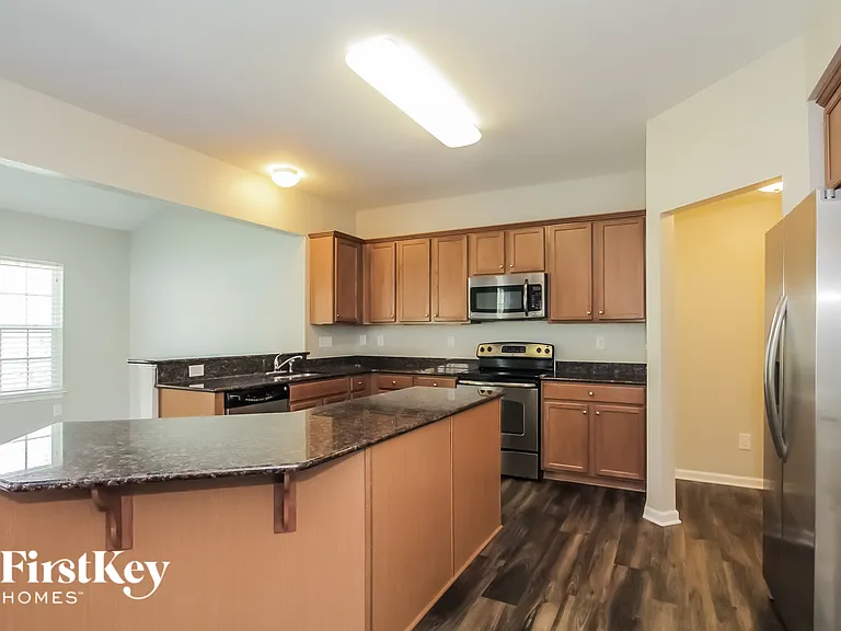 3010 Robusta Ct — Photo 7
