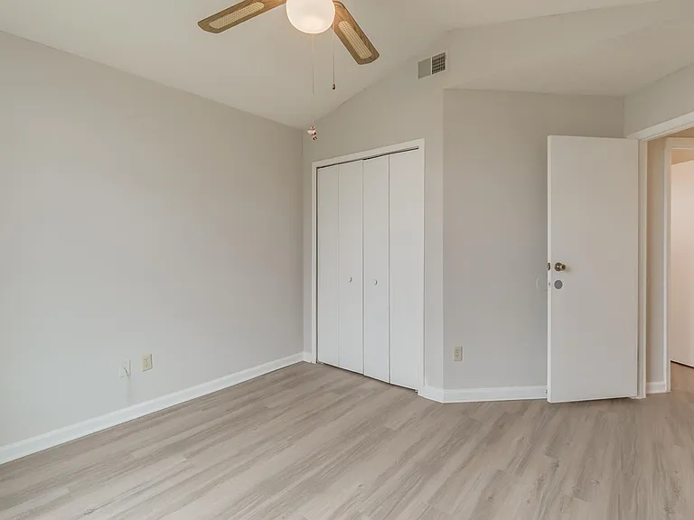 4172 Davie Ct — Photo 15