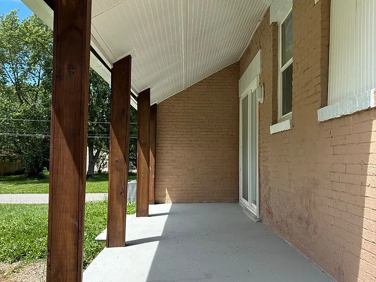 2400 Oberlin Ave — Photo 8