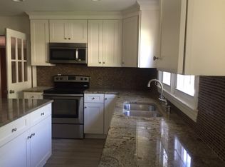 700 Ashview Dr, Winston Salem, NC 27103
