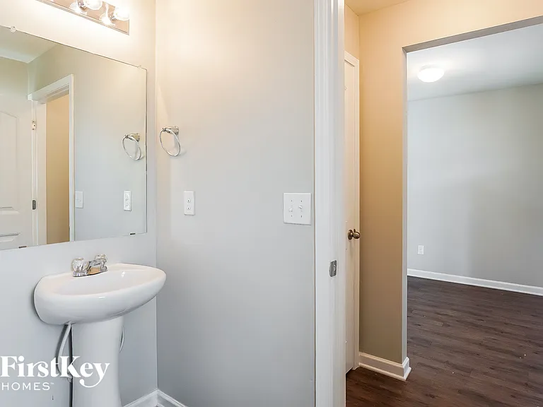 134 Rosegate Dr — Photo 13