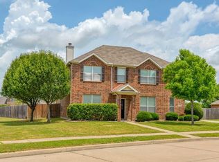 725 Elk Horn Dr, Midlothian, TX 76065