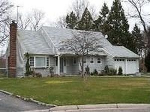 9 Northfield Ln, Westbury, NY, 11590