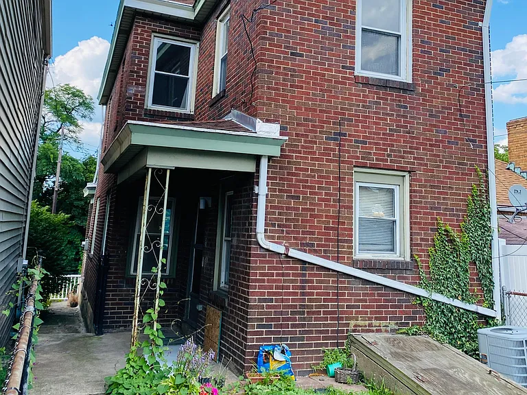 7108 Baker St — Photo 15