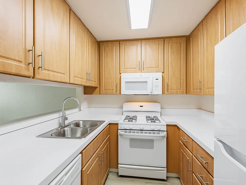 Sea Breeze Apartments for rent in Marina, CA