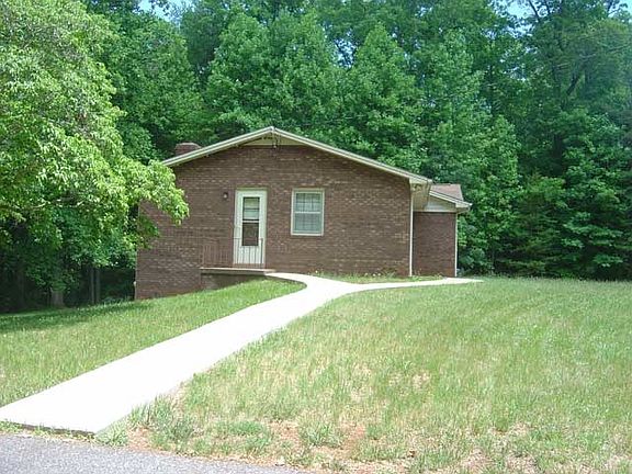 5th image of 107 Fairystone Lake Dr