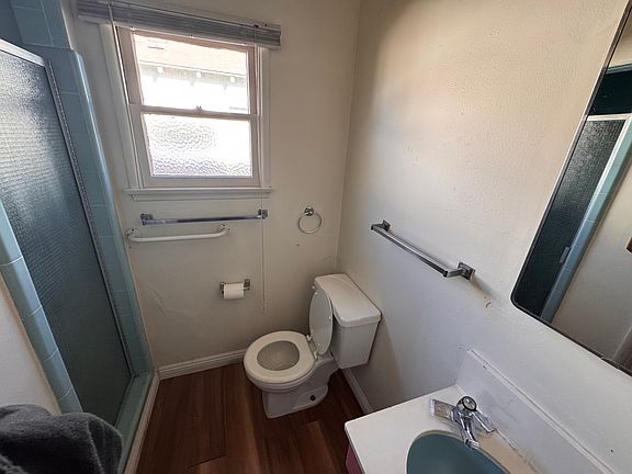 4th image of 10310 E Live Oak Ave