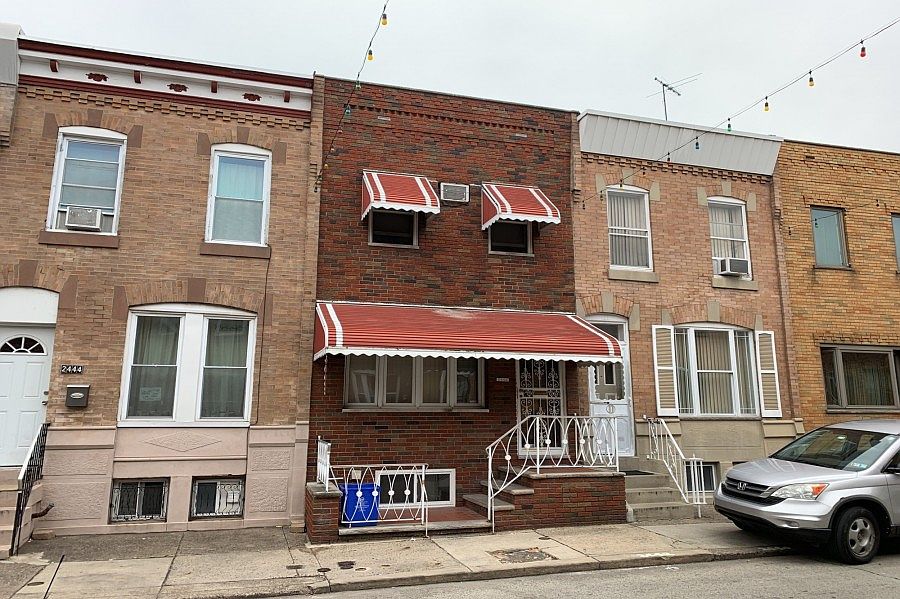 1st image of 2442 S Hutchinson St