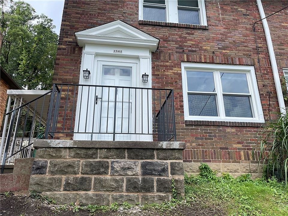 1st image of 2862 Beechwood Blvd