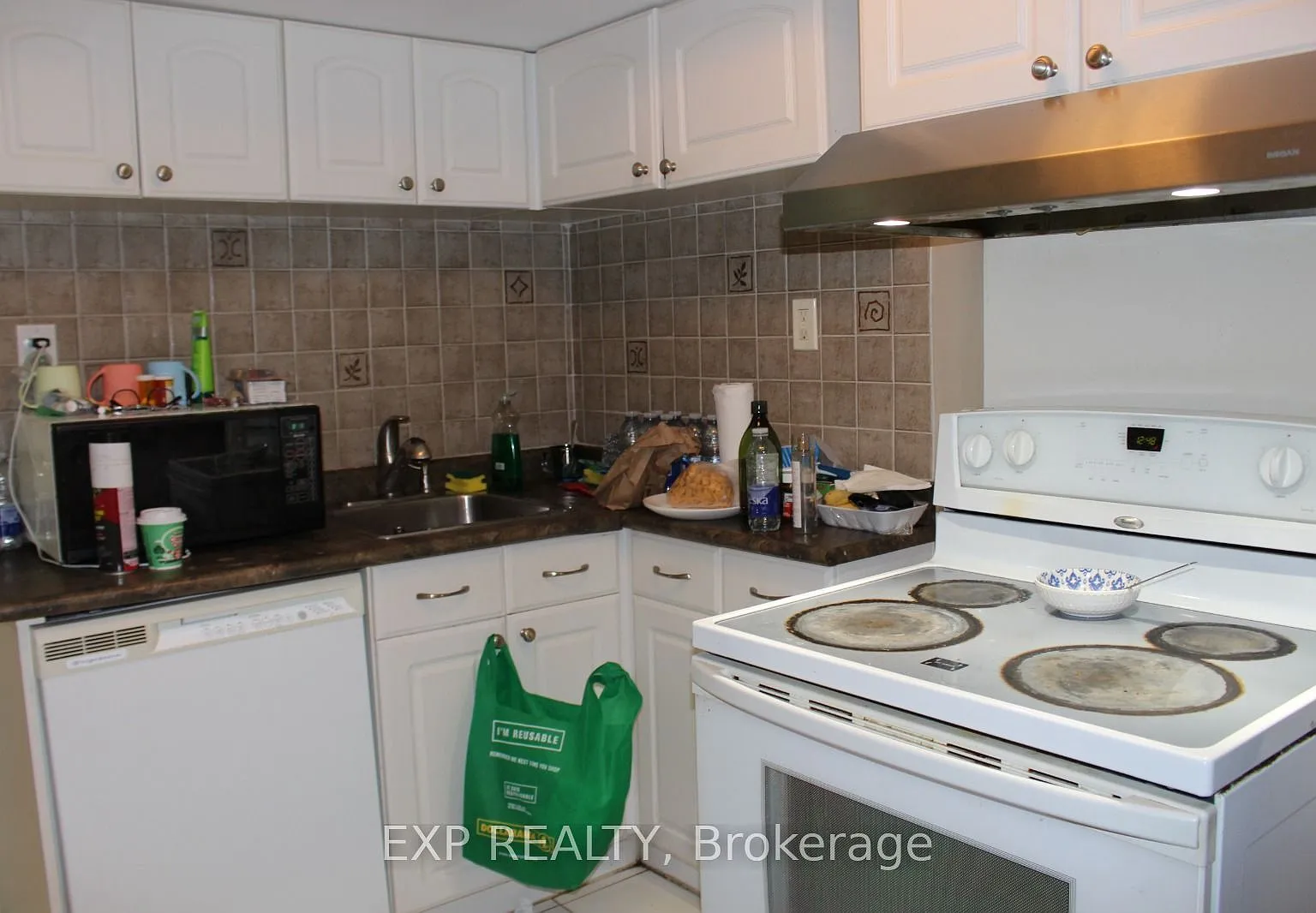 2 bed, $1,550 — Photo 4