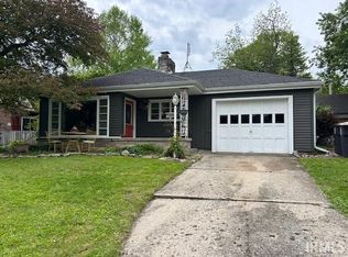 1617 Pemberton Dr, Fort Wayne, IN 46805