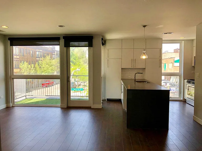 HIGHPOINT Lakeview on Sheffield — Photo 23