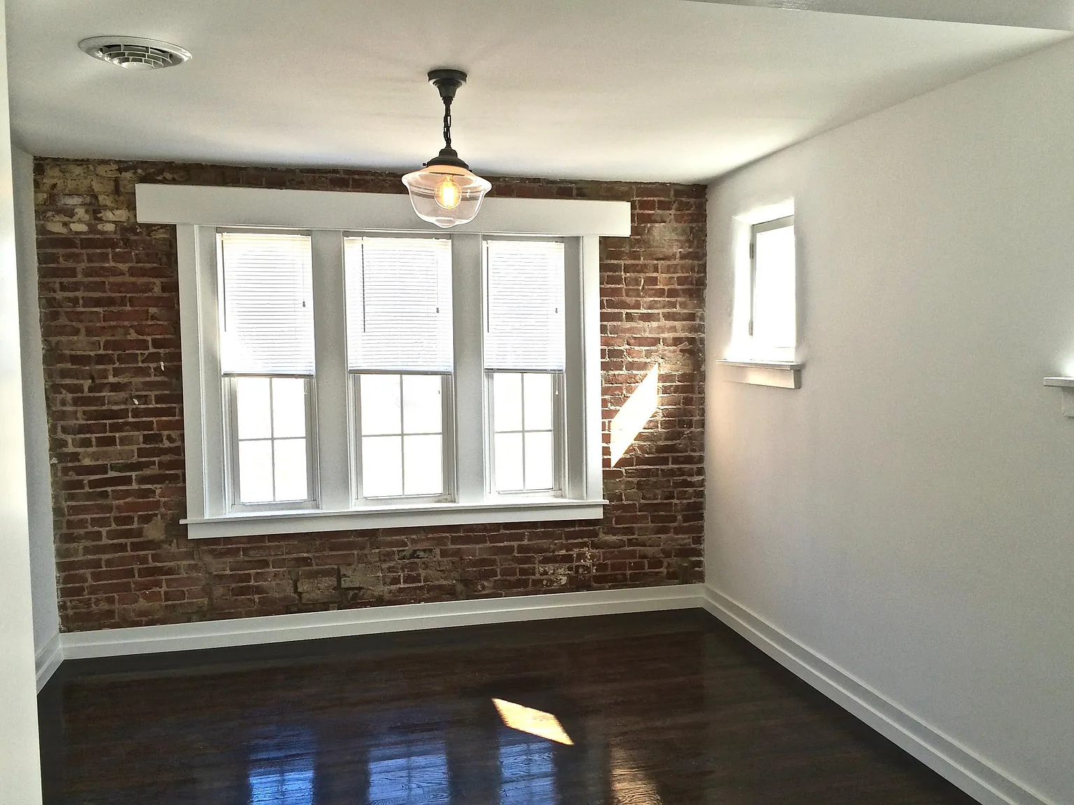 1 bed, $1,195 — Photo 2
