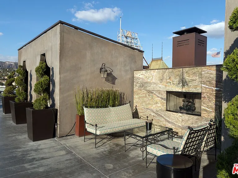 1645 Vine St #309 — Photo 31