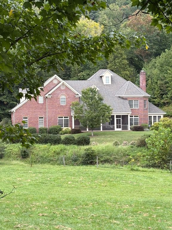 260 Meadow Ridge Ln - Property Image