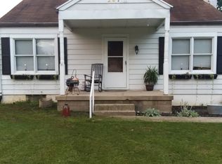 297 Andrews Ln, New Carlisle, OH 45344