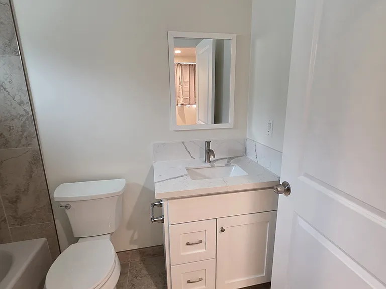615 N Fries Ave #1/2 — Photo 15
